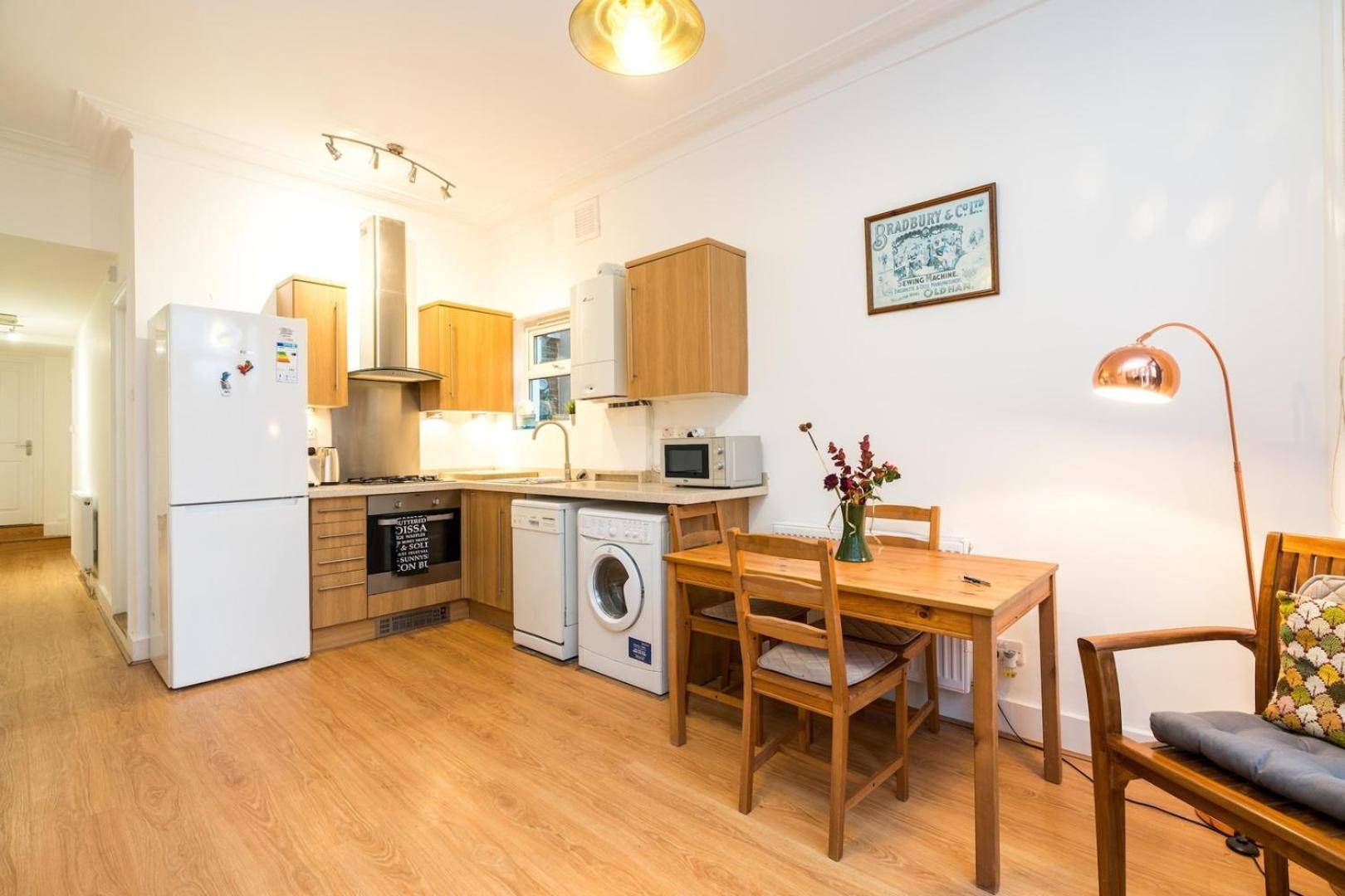 New Stylish 1 Bedroom Flat With Garden | Londen Buitenkant foto
