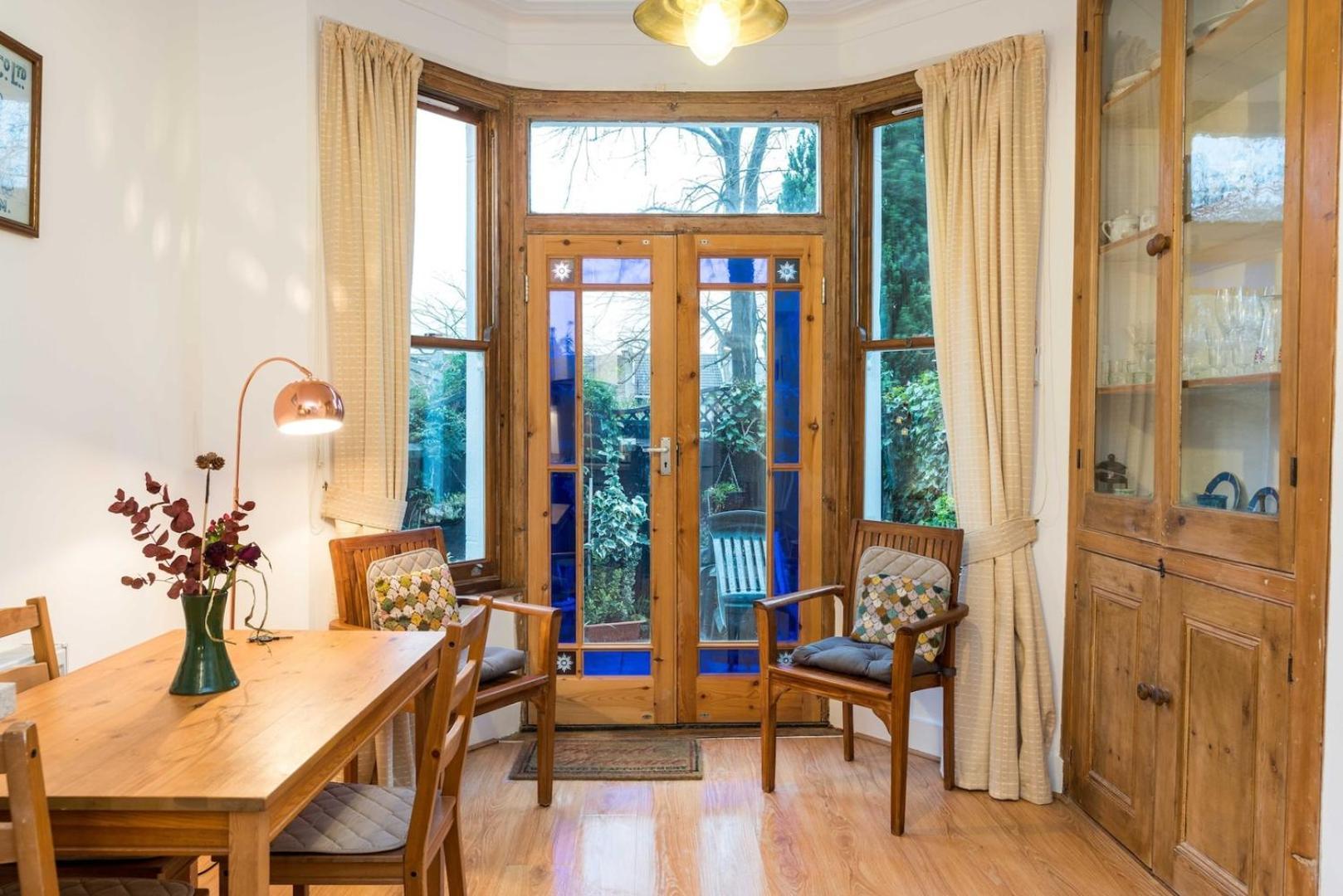 New Stylish 1 Bedroom Flat With Garden | Londen Buitenkant foto